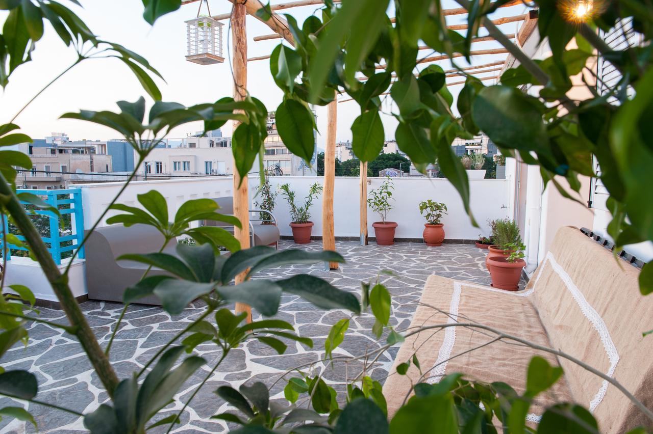 Auberge de jeunesse The House à Athènes Extérieur photo