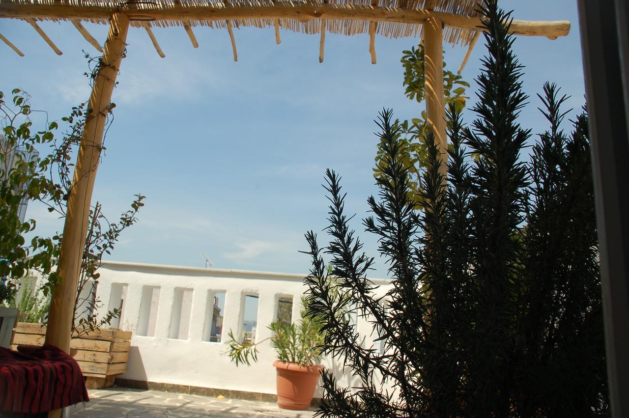 Auberge de jeunesse The House à Athènes Extérieur photo