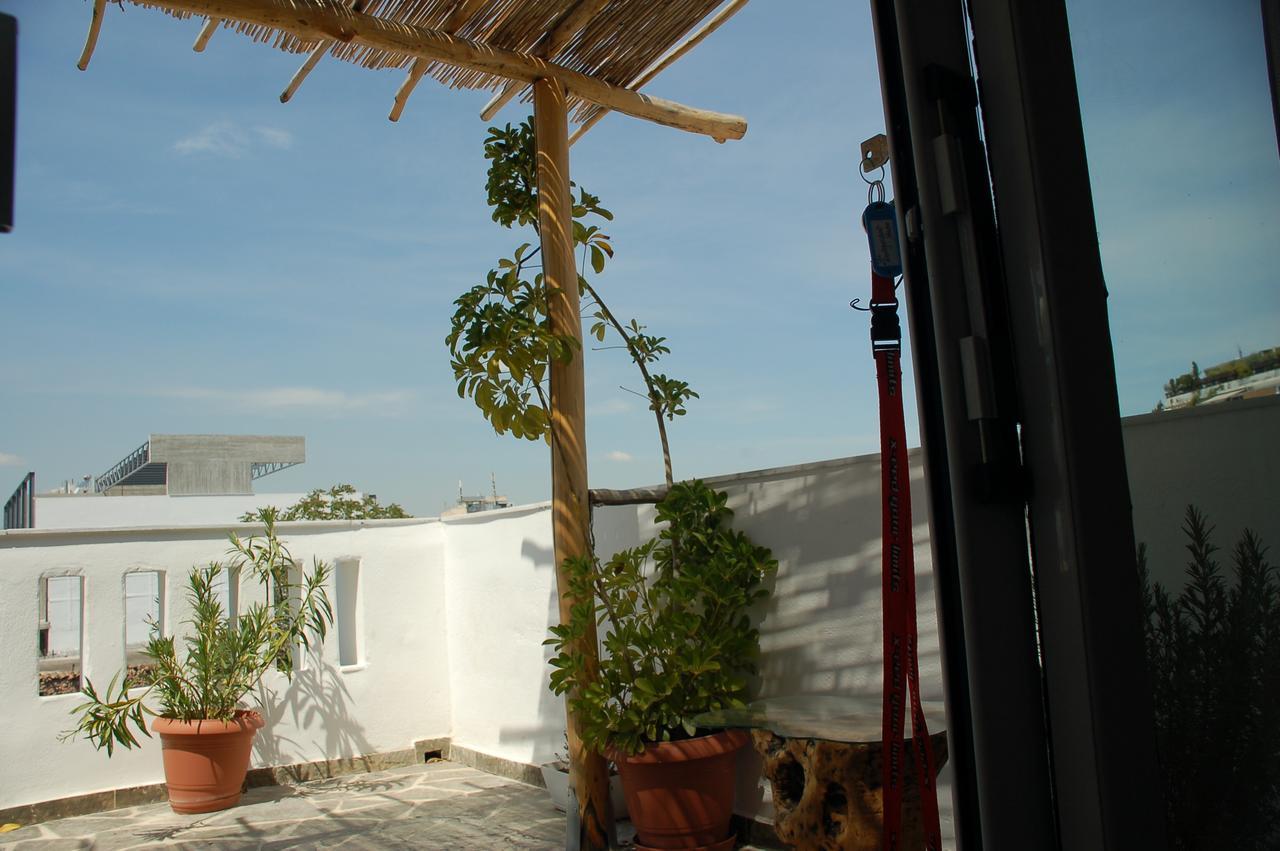 Auberge de jeunesse The House à Athènes Extérieur photo