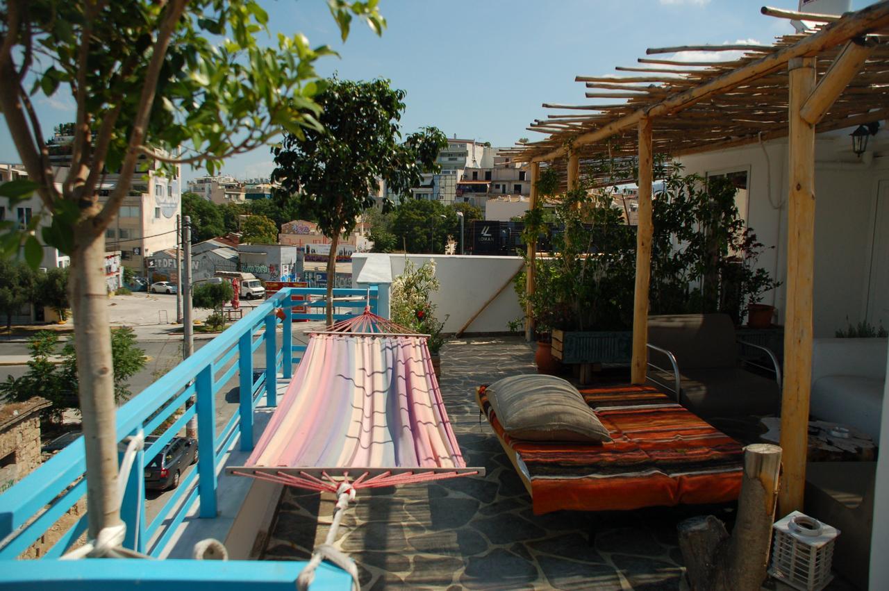 Auberge de jeunesse The House à Athènes Extérieur photo