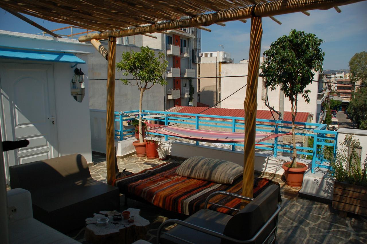 Auberge de jeunesse The House à Athènes Extérieur photo