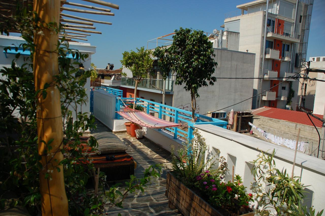 Auberge de jeunesse The House à Athènes Extérieur photo