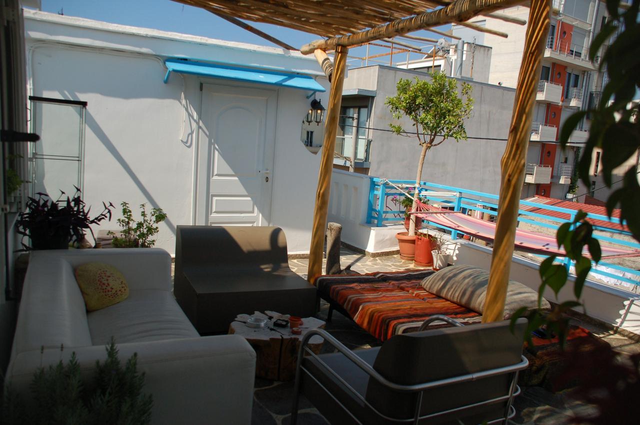 Auberge de jeunesse The House à Athènes Extérieur photo